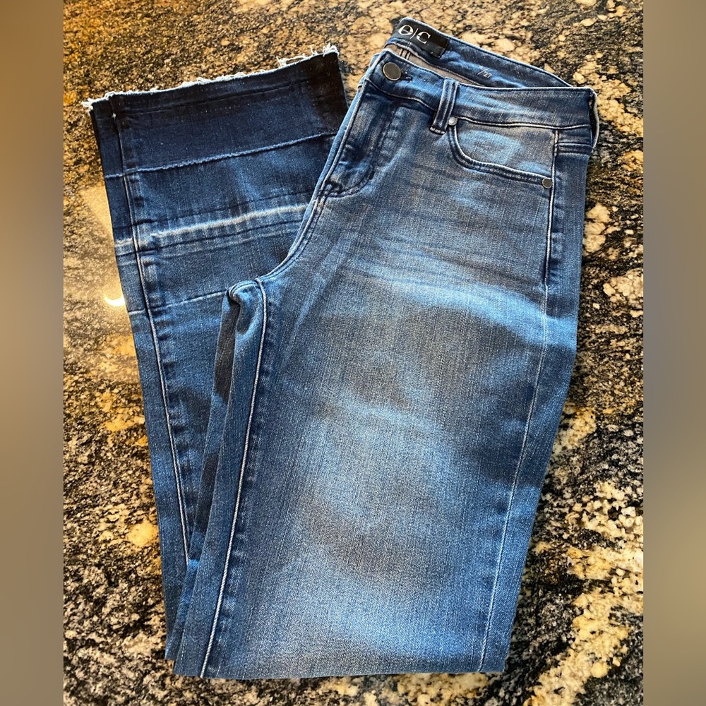 Flare Jean W/ Dark Blue Ankle